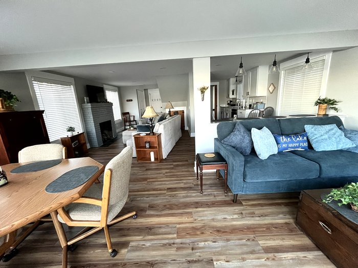Living and dining area